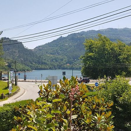 Sobreiro Apartamentos Rio Caldo Kültér fotó